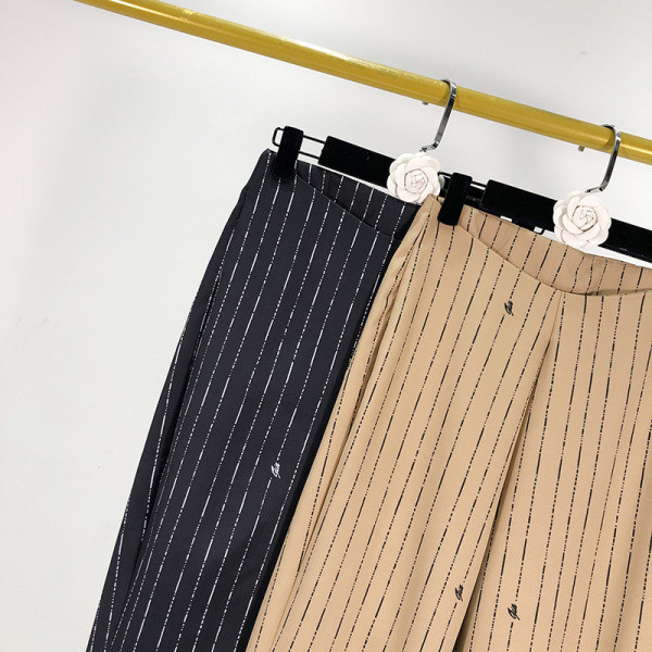 Нов модел дамски панталон прав модел с висока талия