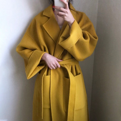 Κομψό γυναικείο παλτό με τσέπες - μακρύ μοντέλο 
