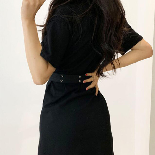 Дамска рокля с цип и колан ,къс ръкав в черен цвят 