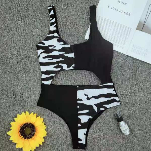 Цял бански костюм с изрязана част и презрамки