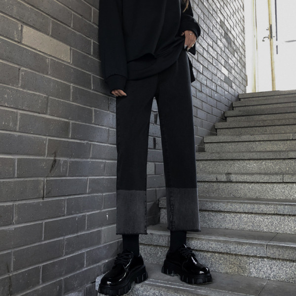 Ежедневни дамски дънки с висока талия -широк модел в черен цвят