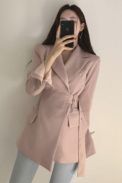 Geaca de dama eleganta cu decolteu spitz si inchidere laterala - model asimetric