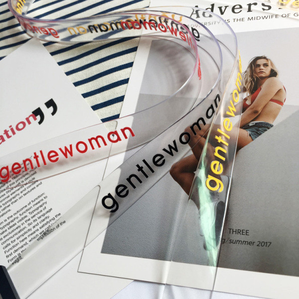 Нов модел прозрачен дамски колан от силикон с цветни надписи