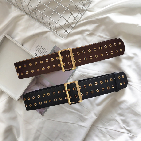 Ежедневен дамски колан от еко кожа с метални елементи