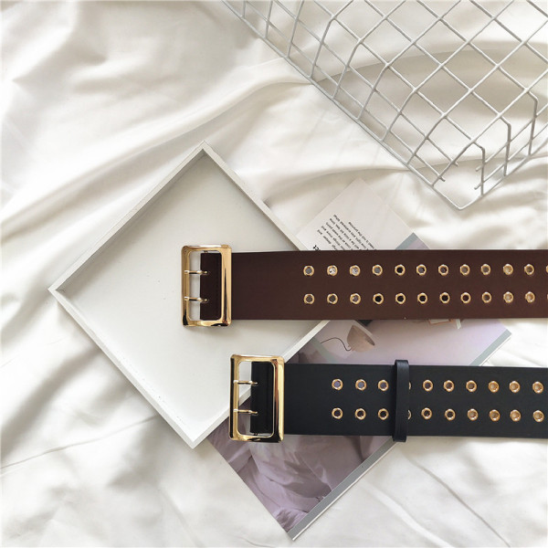 Ежедневен дамски колан от еко кожа с метални елементи