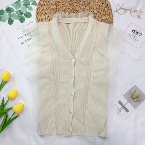 Moteriška prigludusi palaidinė iš plono mezgimo ir tiulio