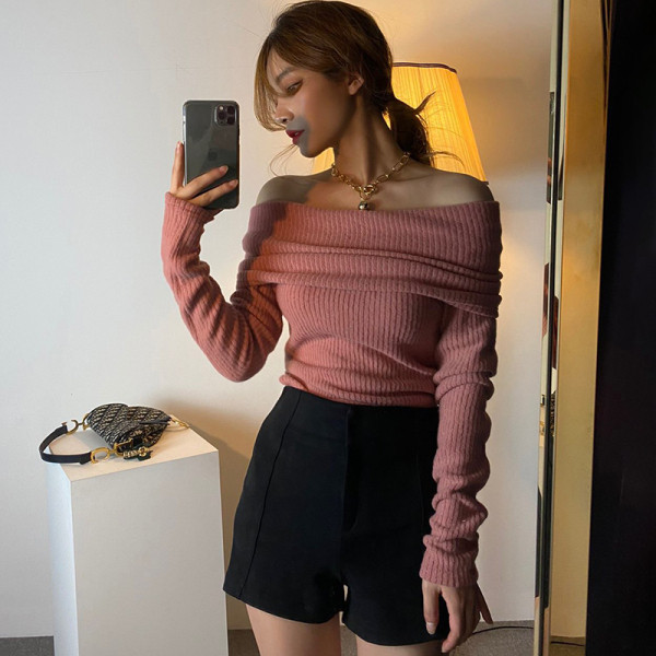 Bluză de toamnă modernă de damă cu umerii goi