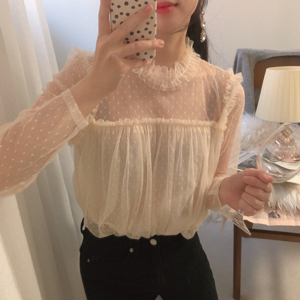 Bluză de toamnă de damă modernă cu mâneci din dantelă