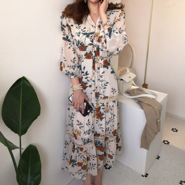 Rochie casual de dama cu motiv floral si maneci lungi