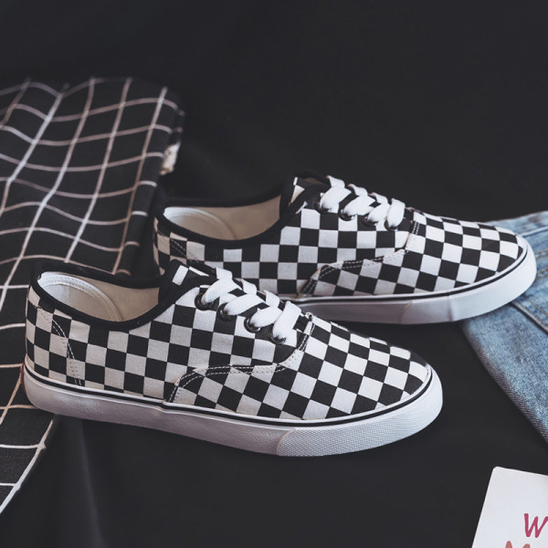 Tenisi casual dama cu sireturi si talpa subtire