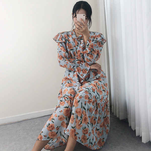 Rochie lunga de dama cu motiv floral si panglica la guler