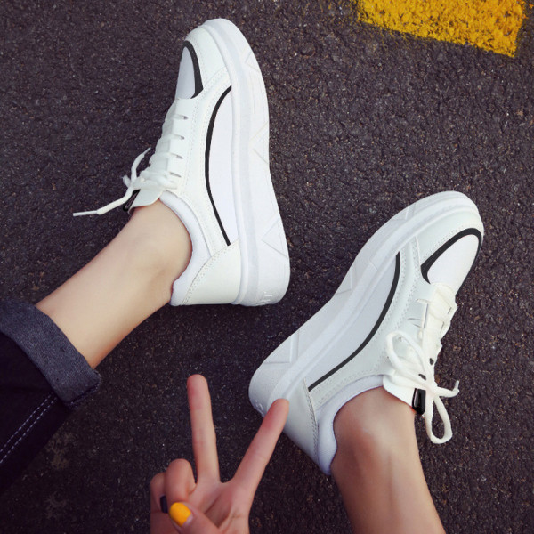 Tenisi casual dama cu sireturi si talpa aspra