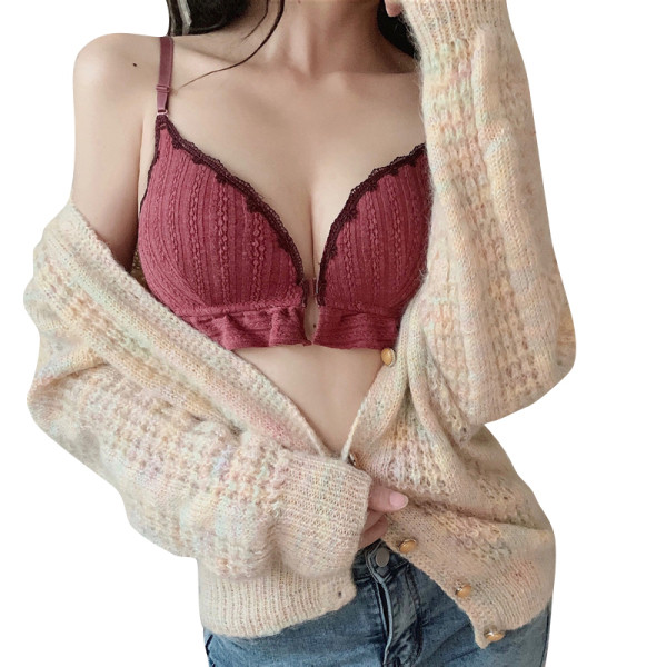 Set de lenjerie de damă modernă în două părți - sutien și bikini