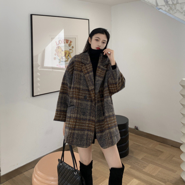 Palton dama in carouri model larg cu buzunare