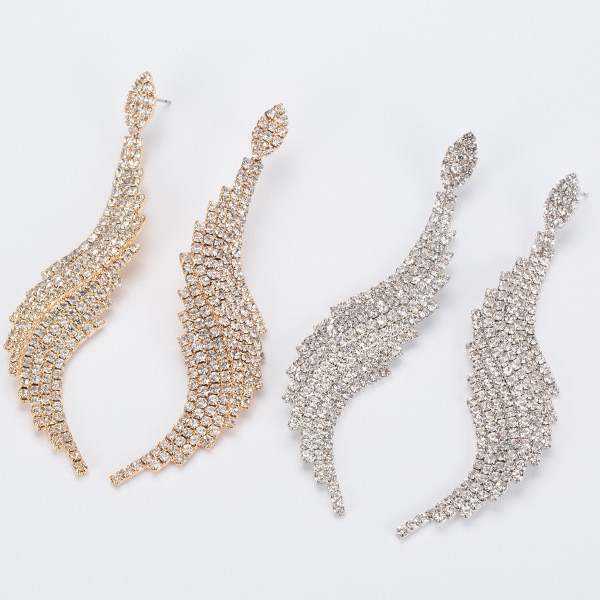 Cercei eleganti de dama din argint cu pietre