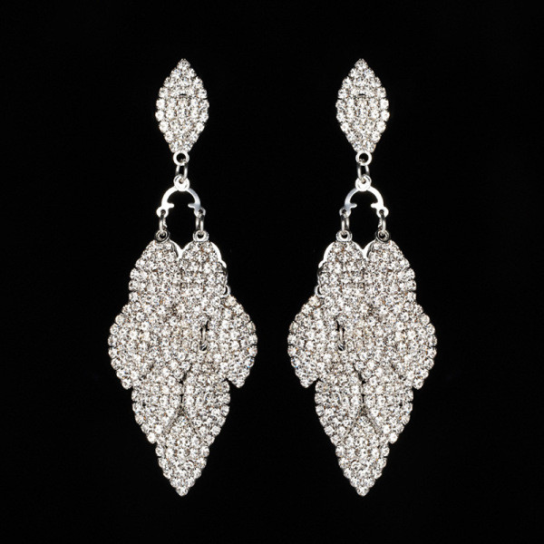 Cercei eleganti de dama cu pietre