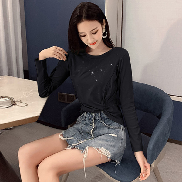 Bluza casual de dama cu decolteu rotund si efect stralucitor