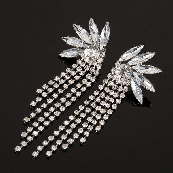 Ženske elegantne viseće srebrne naušnice