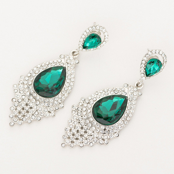 Cercei eleganti de dama cu pietre colorate