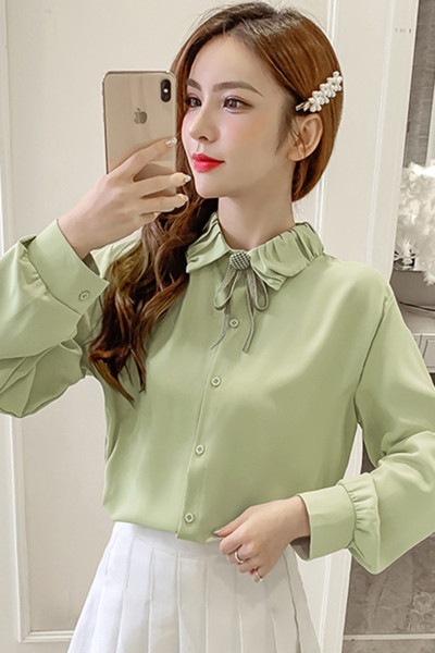 Cămașă de damă modernă model larg cu mâneci lungi