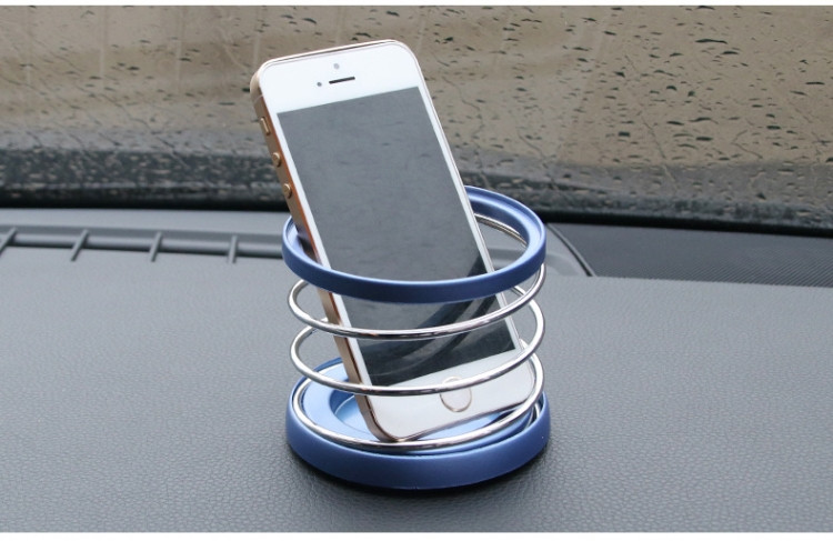 Gėrimams laikyti tinkamas automobilinis stovas, kurio dydis 84*70mm