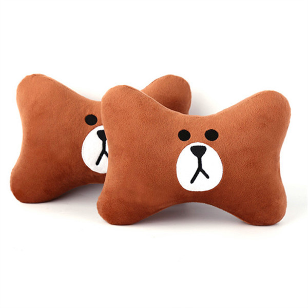 Minkšta pagalvė su siuvinėjimu automobiliui