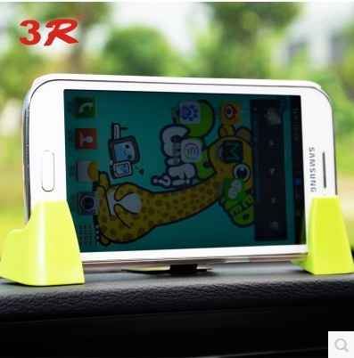 Suport universal pentru bordul mașinii potrivit pentru telefon sau navigație