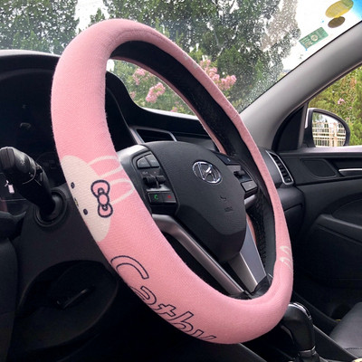 Auto stūres pārsegs ar krāsu aplikāciju vairākās krāsās