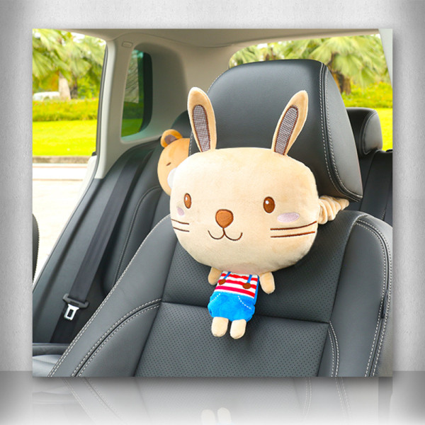 Autós párna hímzéssel