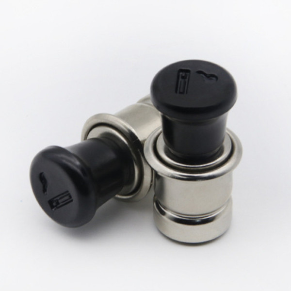 Universalus elektroninis žiebtuvėlis automobiliui