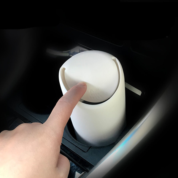 Kahes värvitoonis autole sobiv silikoonist prügikast