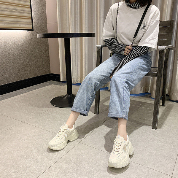 Aktuális női alkalmi tavaszi-őszi tornacipő durva talppal