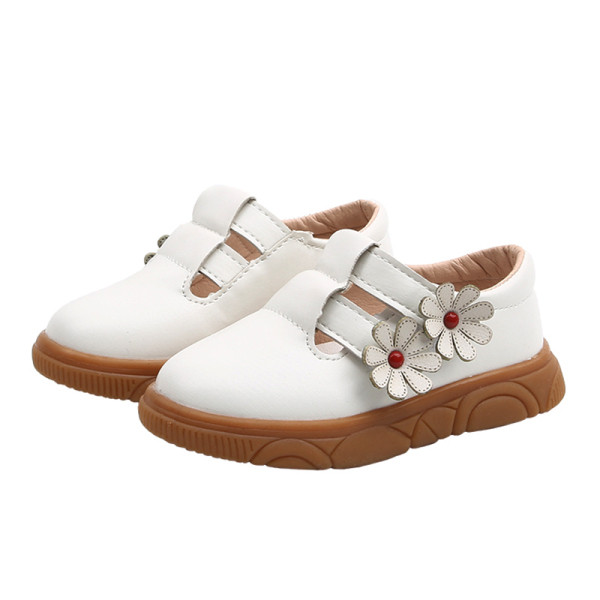 Bőr gyerekcipő 3D elemek lányoknak