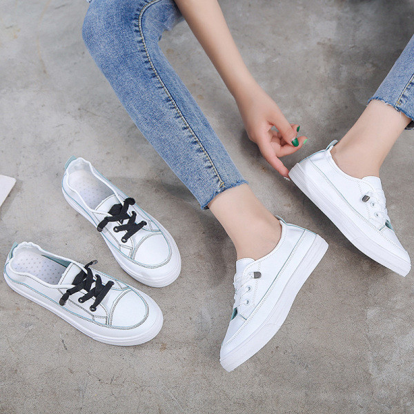 Tavaszi-nyári bőr tornacipő új modellje fűzővel és lapos talppal