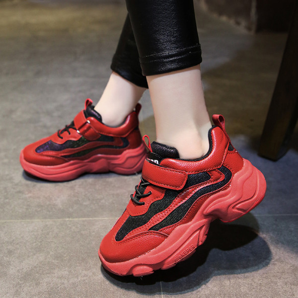 Gyerek tornacipő fűzővel és matricával lányoknak és fiúknak