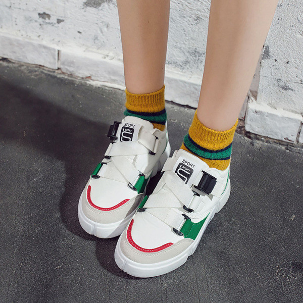 Öko velúrból készült tavaszi-őszi tornacipők új modellje fűzős