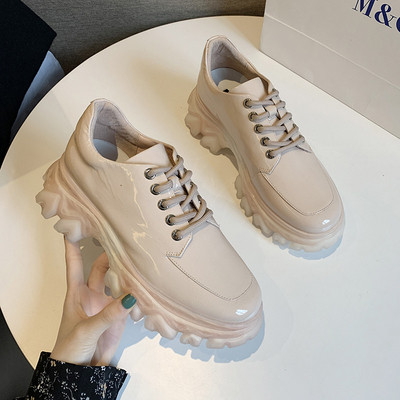 Modern női tavaszi tornacipő durva talppal