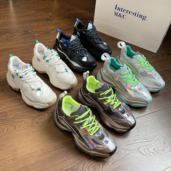 ÚJ Női tavaszi tornacipő színes nyakkendőkkel több színben