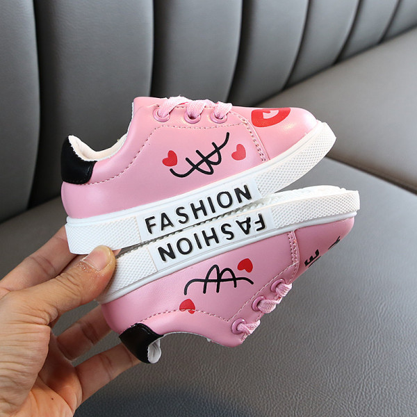 Alkalmi gyerek tornacipő feliratokkal lányoknak