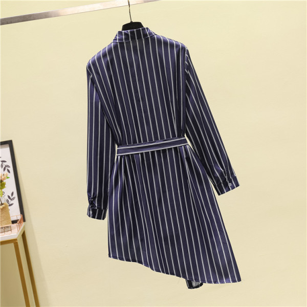 Alkalmi női csíkos ing aszimmetrikus modell övvel