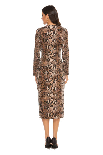 Alkalmi női ruha hasítékkal, állatmintával