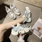 Újszerű alkalmi női tornacipő durva talppal