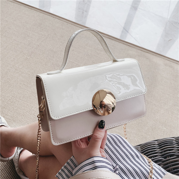 Női lakkbőr táska hosszú és rövid fogantyúval