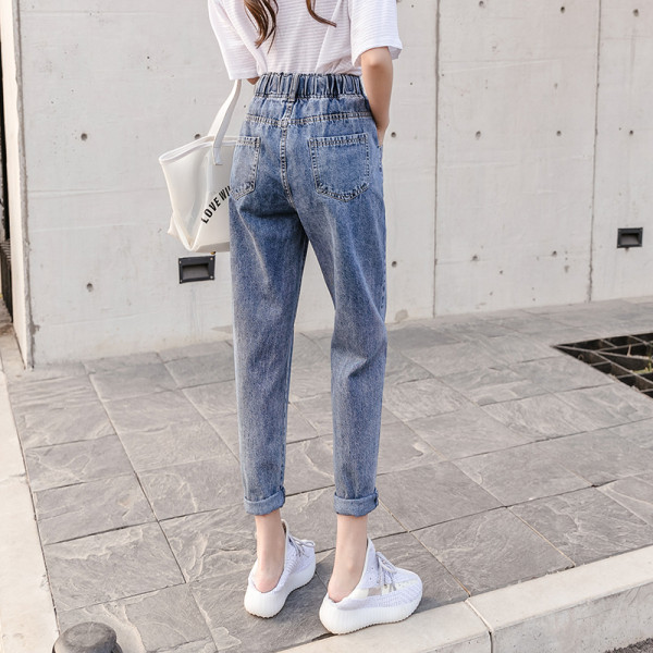 Modern női farmer, rugalmas derékkal