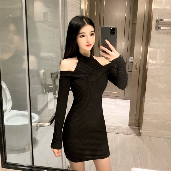 Lezser női ruha csupasz váll és hosszú ujjú - Vékony modell