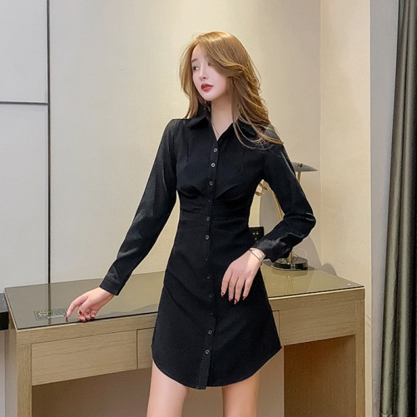 Alkalmi női ruha hosszú ujjal és gombokkal - ing típusú