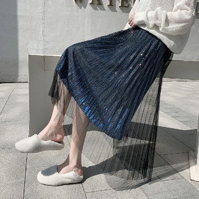 Rakott női bársony szoknya tüllel és fényes hatással