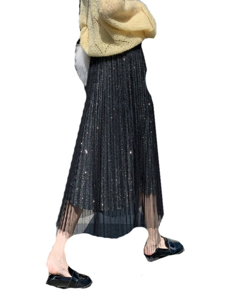 Rakott női bársony szoknya tüllel és fényes hatással