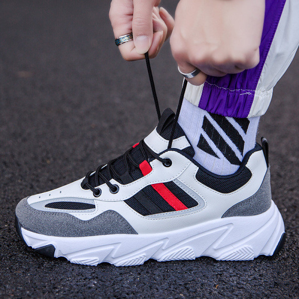 Alkalmi férfi tavaszi-őszi tornacipő fűzős, lapos talppal