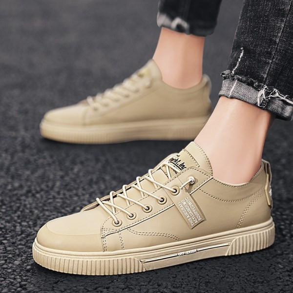 Alkalmi férfi tornacipő fűzővel és lapos talppal, öko bőrből